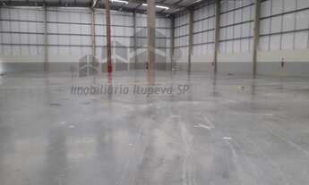 Imagem 4: Galpão Industrial para Locação em Jundiaí-SP, Distrito Industrial: 2 salas, 2 banheiros, 3