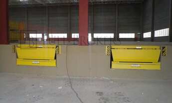 Imagem 3: Galpão em Condomínio para Locação em Embu das Artes-SP, Bairro Água Espraiada: 1 sala, 2 b