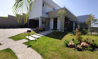 Imagem: Casa de Alto Padrão em condomínio no Terras