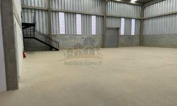 Imagem 3: Galpão Industrial em Condomínio para Locação em Cabreúva-SP - 2 Salas, 3 Banheiros, 715m²
