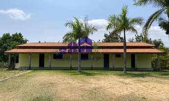 Imagem: Chácara com 4 Quartos e 2 Suítes no Parque