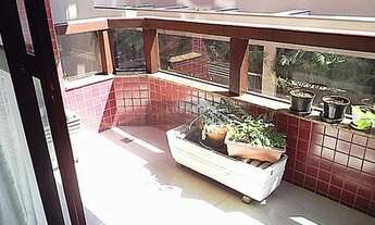 Imagem 6: Apartamento à venda no centro de Joinville-SC. Amplo apartamento - 1 apartamento por an