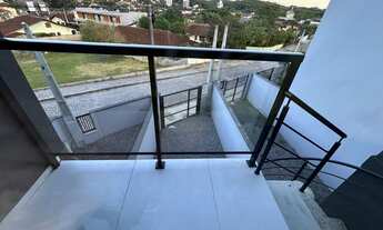 Imagem 5: Sobrado Geminado Novo à venda no Bairro Anita Garibaldi - Joinville - SC. Com frente par