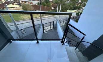 Imagem 6: Sobrado Geminado Novo à venda no Bairro Anita Garibaldi - Joinville - SC. Com frente par