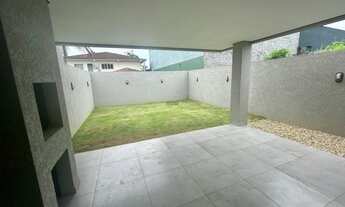 Imagem 4: Sobrado Geminado à venda no bairro Santo Antônio, Joinville - SC 7 metros de abertura