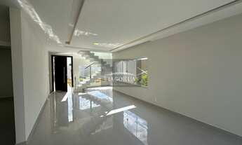 Imagem 5: LINDA CASA COM 4 QUARTOS SENDO 3 SUÍTES, ESPAÇO GOURMET E MUITA ÁREA LIVRE, NO JARDIM CAND