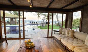 Imagem 3: Luxuosa Mansão à Beira-Mar no Condomínio Interlagos: 6 Quartos, 6 Suítes, 3 Salas, 8 Banhe