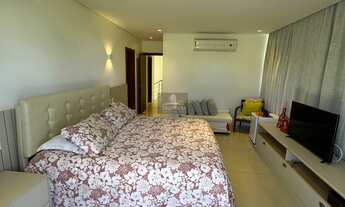 Imagem 6: Mansão de Luxo à Venda na Praia do Forte: 5 Suítes, 654,95 m² de Puro Conforto!