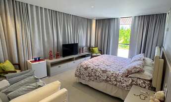 Imagem 3: Mansão de Luxo à Venda na Praia do Forte: 5 Suítes, 654,95 m² de Puro Conforto!