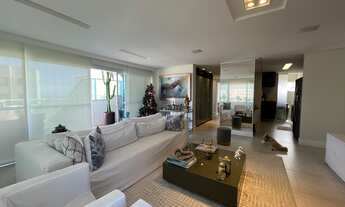 Imagem: Cobertura de Luxo à Venda em Armação