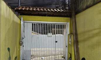 Imagem 2: Casa à venda em São Paulo-SP, Artur Alvim: 2 quartos, 2 suítes, 1 sala, 3 banheiros, 2 vag