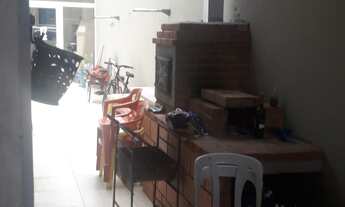 Imagem 5: Ótimo sobrado a venda, com boa localização, fácil acesso ao centro comercial e ao Parque E