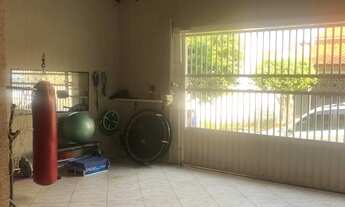 Imagem 3: Linda casa para venda , ao lado do centro comercial da cidade e a 2 minutos do Parque Ecol