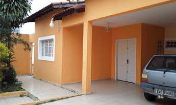 Imagem: EXCELENTE CASA TÉRREA EM ÓTIMA LOCALIZAÇÃO