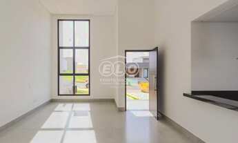 Imagem 4: LINDA CASA A VENDA, NO RESIDENCIAL JARDIM PIEMONTE EM INDAIATUBA SP; LOCAL COM MUITO VERDE