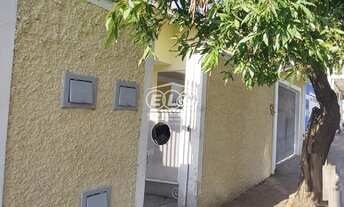 Imagem 4: CASA A VENDA COM ÓTIMA LOCALIZAÇÃO AO LADO DE AVENIDA COM VÁRIOS COMÉRCIOS E SERVIÇOS A OF