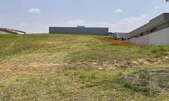 Imagem: Terreno de 1.200m² em condomínio à venda