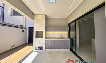 Imagem 2: Casa em Condomínio de Luxo à Venda em Indaiatuba-SP, 3 quartos, 1 suíte, 2 salas, 4 vagas