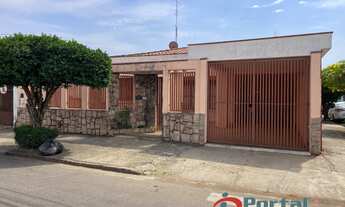 Imagem: CASA COMERCIAL OU RESIDENCIAL