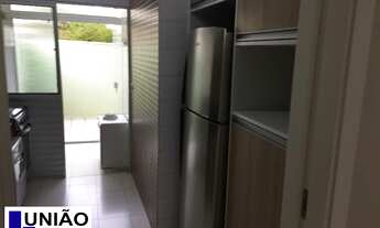 Imagem 7: Venda - Sobrado em Condomínio fechado com armários planejados, 3 dormitórios (sendo 01 sui