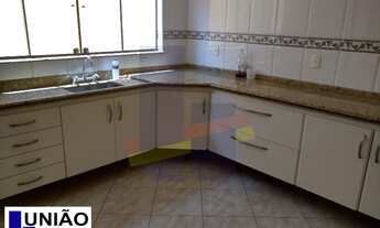 Imagem 6: Casa a venda em Indaiatuba/SP - 3 dormitórios sendo 1 suíte, 2 salas, 3 banheiros, 4 vagas