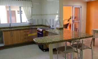 Imagem 4: Excelente Sobrado, 03 dormitórios c/ armários e ar condicionado (sendo 02 suites), espaço