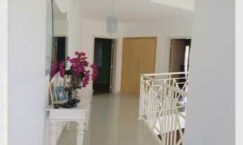 Imagem 5: Sobrado com 3 suítes sendo 1 master com closet, sala de estar e jantar ampla, dispensa, la