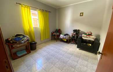 Imagem 7: Ótima Localização, AT: 360m², 03 dormitórios (sendo 01 suite), sala ampla 02 ambientes, qu