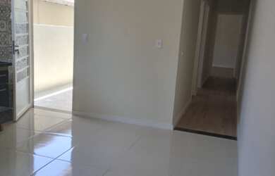 Imagem 3: Imóvel Reformado, Ótimo Acabamento, 02 dormitórios, sala 02 ambientes, cozinha americana