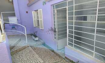 Imagem: 3 dormitórios, 2 banheiro, 1 vaga na garagem