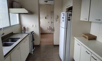 Imagem 6: 3 dormitórios, 3 suíte, 5 banheiro, 3 vagas na garagem, 198M² de Área Construída