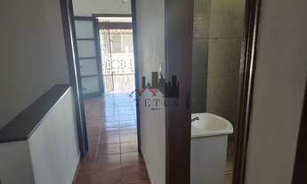 Imagem 5: 3 dormitórios, 1 suítes, 3 banheiro, 2 vagas na garagem, 160M² de Área Construída