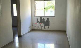 Imagem 2: 2 dormitórios, 1 banheiros, 1 vaga na garagem, 48M² de Área Construída