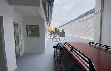 Imagem 7: 2 banheiro, 4 vagas na garagem, 400M² de Área Construída