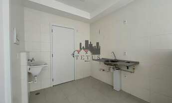 Imagem 2: 1 dormitório, 1 suítes, 1 banheiros, 27M² de Área Construída