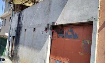 Imagem: 2 dormitórios, 1 banheiros, 2 vagas na