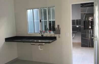 Imagem 2: 3 dormitórios, 1 suítes, 3 banheiro, 2 vagas na garagem, 84M² de Área Construída