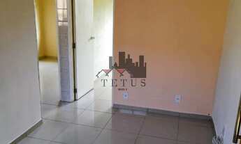 Imagem 2: 2 dormitórios, 1 banheiros, 1 vaga na garagem, 44M² de Área Construída