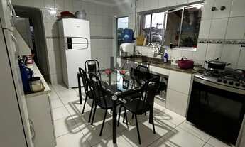 Imagem 2: 3 dormitórios, 2 vagas na garagem, 125M² de Área Construída