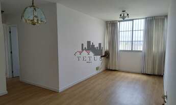 Imagem: 3 dormitórios, 2 banheiro, 1 vaga na garagem