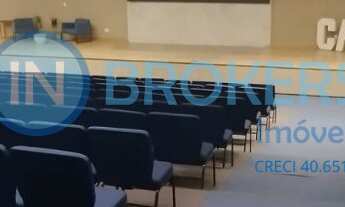 Imagem: Auditório com 334 assentos para locação