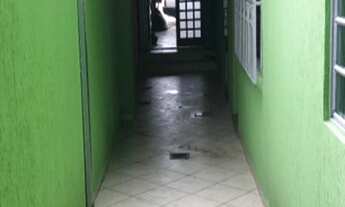 Imagem 3: Casa Sobrado / Jardim Ismênia / 04 dormitórios sendo 01 suíte / 200m² / São José dos Campo