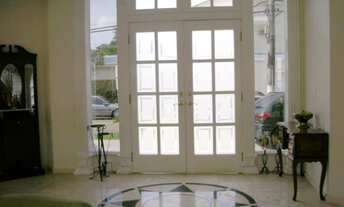 Imagem 6: Casa Alto Padrão com 4 suítes no Condomínio Jardim das Colinas com terreno de 1000 metros