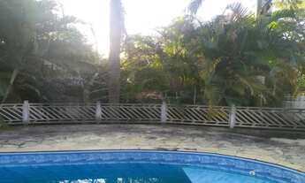 Imagem 3: Chácara no Cond. Portal Mantiqueira / 3 Dormitórios sendo 1 suíte / Piscina / Churrasqueir