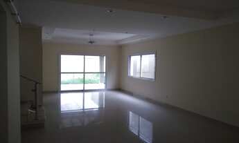 Imagem 6: Casa sobrado / 3 Dormitórios sendo uma suíte c/ closet / Villa Branca /192m² / Jacareí