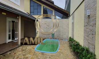 Imagem 3: Imóvel de Luxo: Casa 4 quartos com piscina e churrasqueira no Condomínio Altos da Serra 4