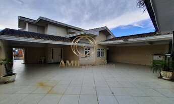 Imagem: RA Amil Aluga Sobrado com piscina e churrasqueira