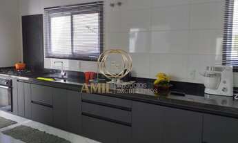 Imagem 4: Sobrado/Pindamonhangaba/675m²/3 dormitórios/6 vagas/Ao lado do Shopping Pátio de Pinda