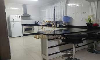 Imagem: RA Amil Vende Casa assobradada / 03 dormitórios