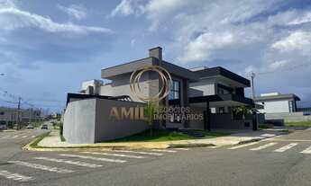 Imagem 2: Casa térrea / Cond. Rudá / 03 dormitórios sendo 01 suíte c/ closet e hidromassagem / Pisc